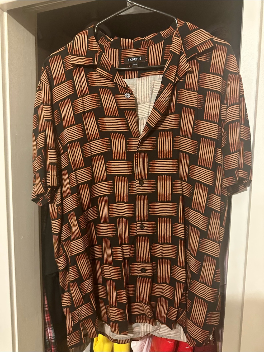 Express Men's Black & Brown Geometric Short-Sleeve Button-Down Shirt